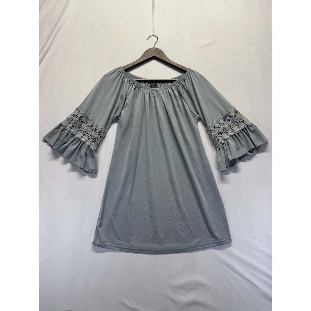 WinWin Off The Shoulder Tunic Top Women S/M Gray Ruffle Bell Sleeve Crochet Lace